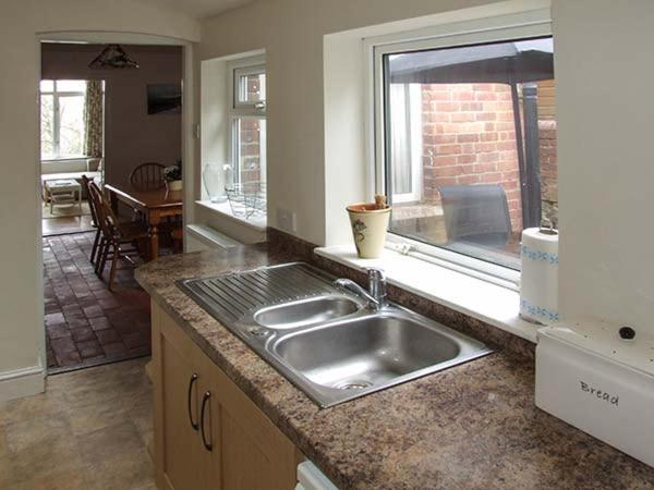 Sunnyside Great Malvern Exterior photo